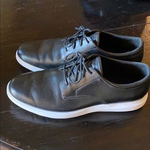 Excellent condition Black Cole Haan